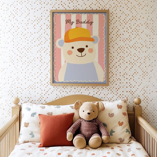 Poster Kinderzimmer Bär · My Buddy Schriftzug · Süßes Tierposter mit Mütze · Rosa & Pastell Deko · Freundliches Wandbild · Ohne Rahmen - justgoodmood