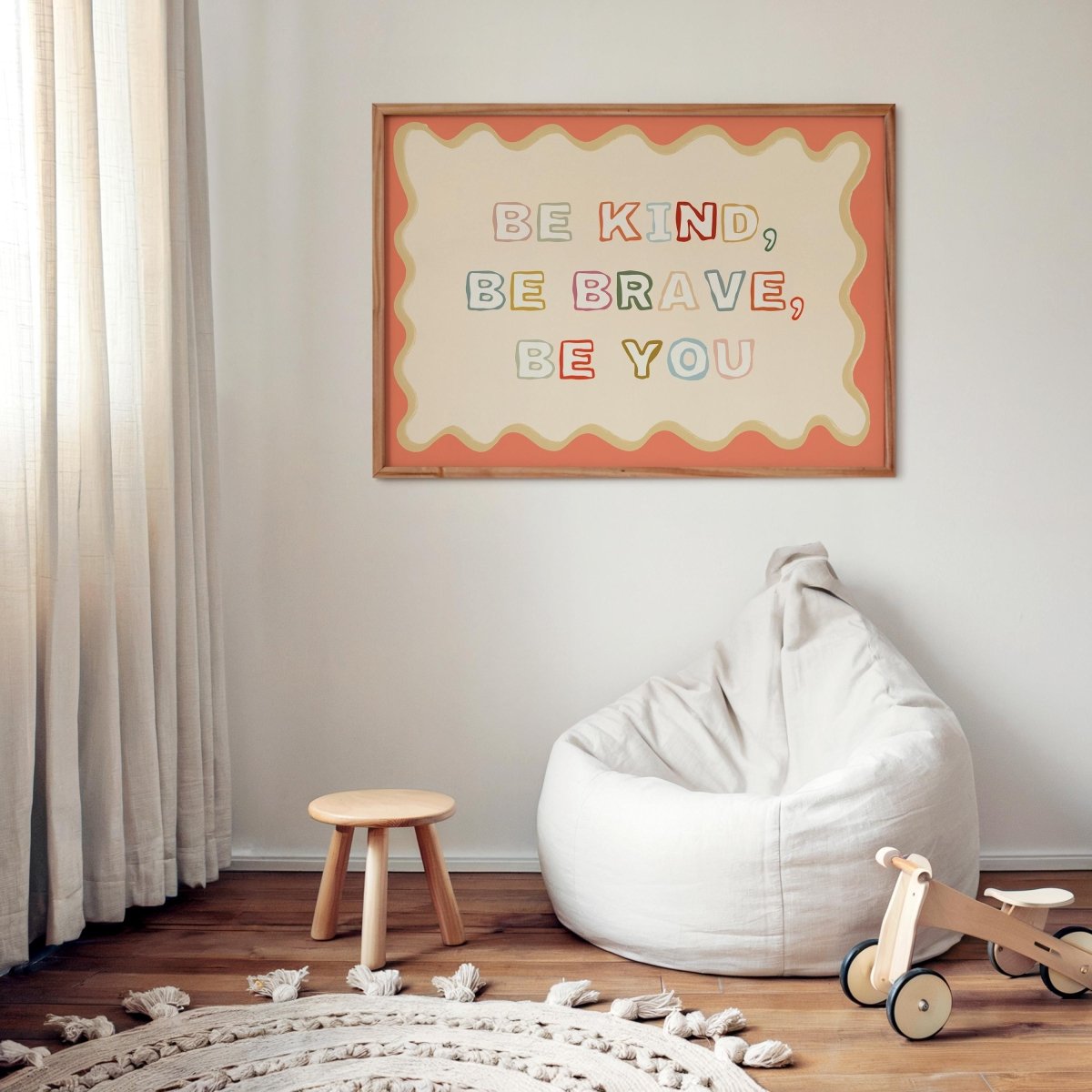 Poster Kinderzimmer · Be Kind, Be Brave, Be You · Bunter Spruch in Regenbogenfarben · Mutmachende Wanddeko · Ohne Rahmen - justgoodmood