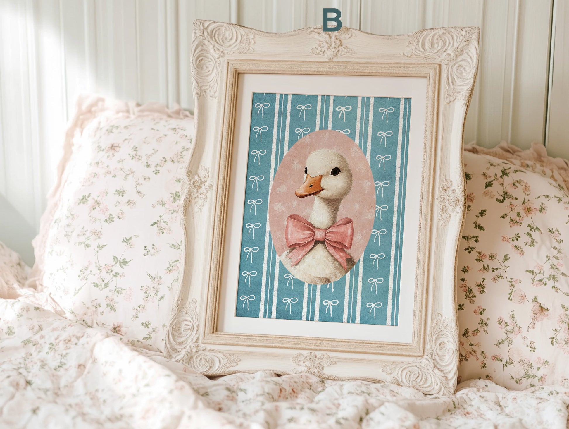 Poster Kinderzimmer Gänse mit Schleife · Geschenkidee für Kinder · Rosa & Blau · Bauernhof Deko Print ohne Rahmen - justgoodmood