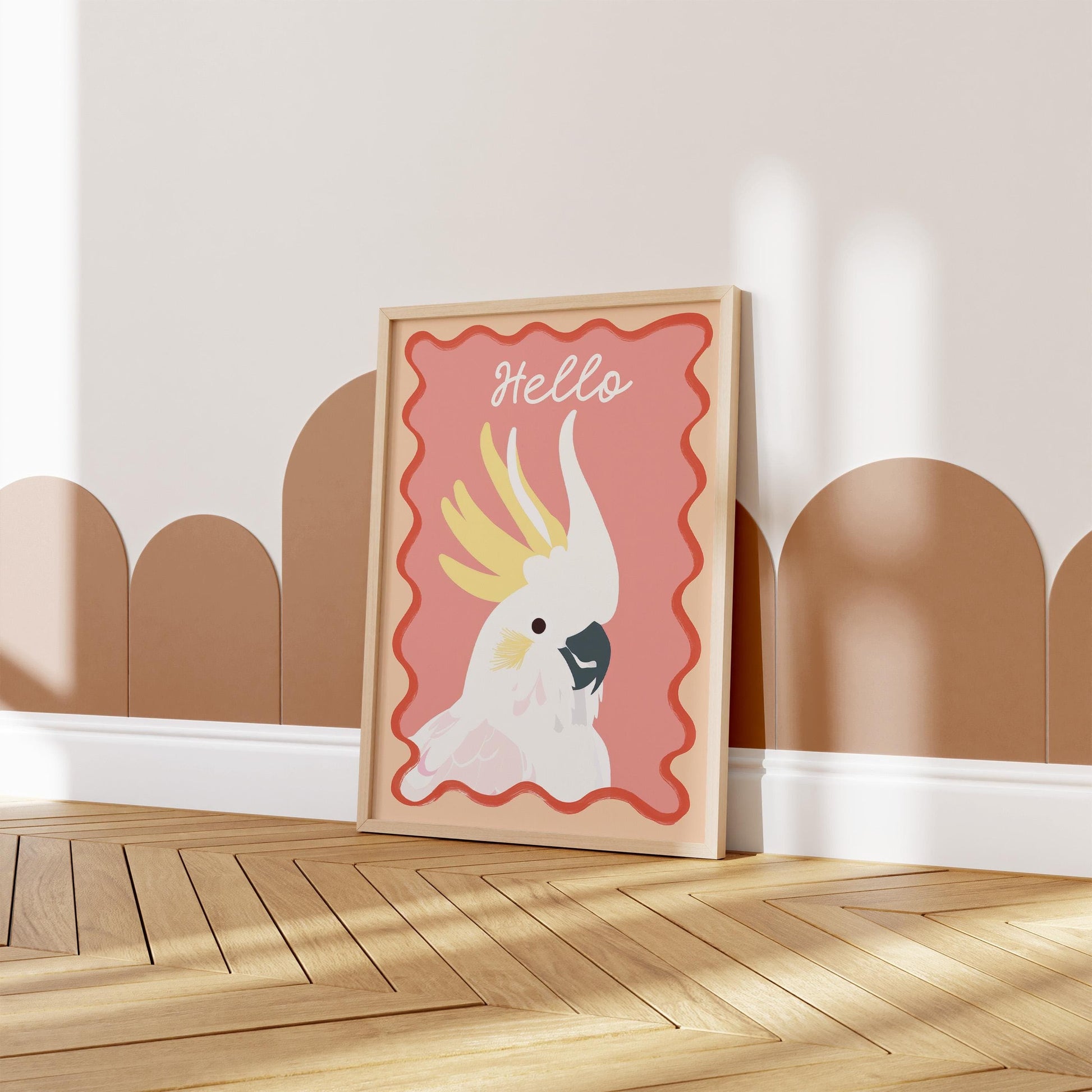 Poster Kinderzimmer Vogel · Kakadu mit Hello Schriftzug · Bunte Tierillustration · Tropische Wanddeko für Kinder · Deko Print Ohne Rahmen - justgoodmood