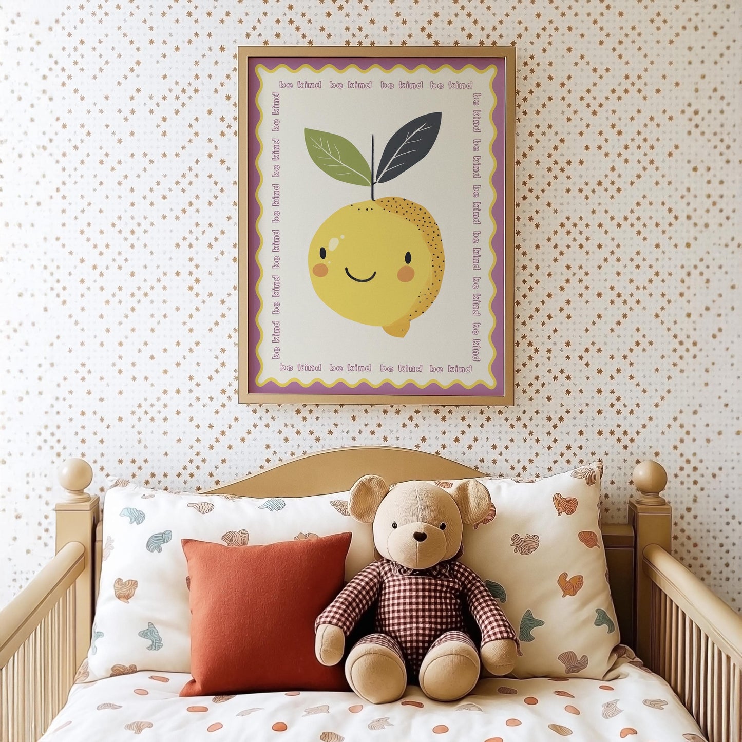 Poster Kinderzimmer Zitrone · Be Kind Spruch · Fruchtige Wanddeko mit Gesicht · Liebevolle Botschaft für Kinder · Dekoprint ohne Rahmen - justgoodmood