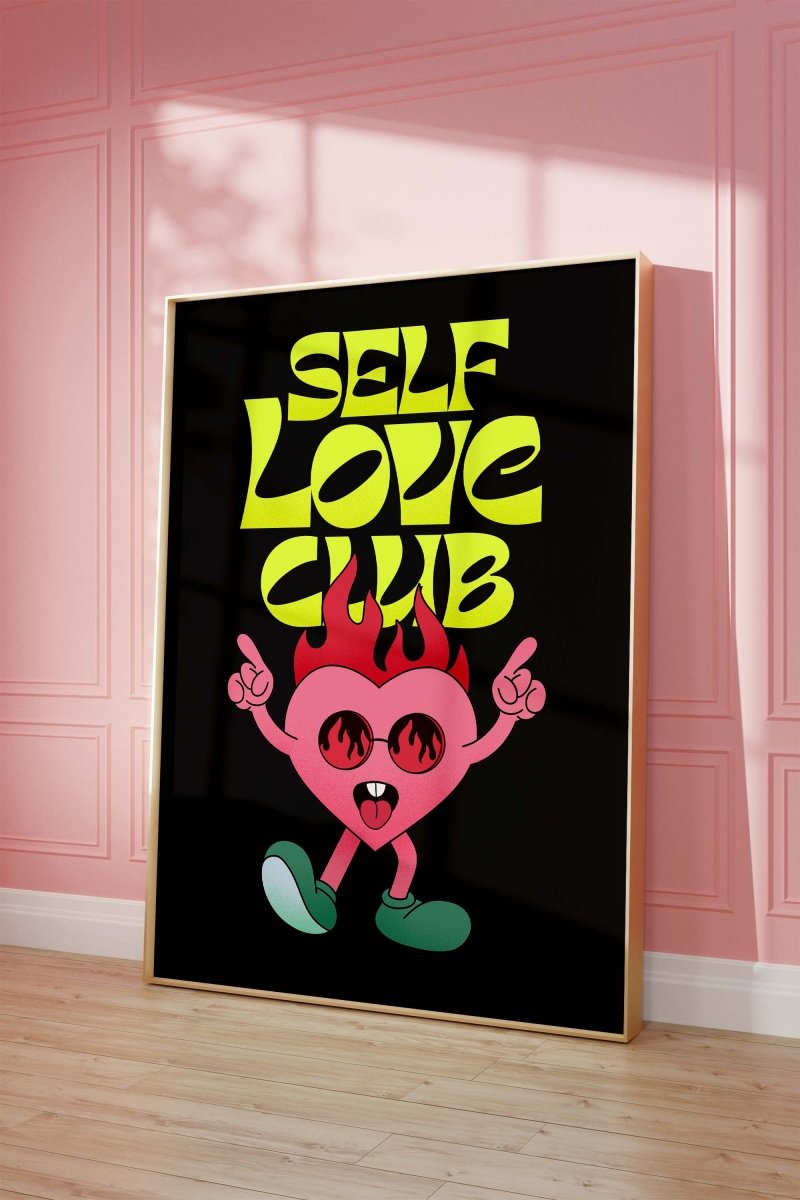 Self Love Club Poster · Flaming Herz Charakter Illustration Poster · Retro Pop Art Typografie · Print ohne Rahmen - justgoodmood