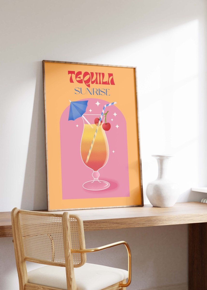 Tequila Sunrise Poster · Retro Cocktail Illustration · Pop Art Stil in Warmen Farben · Print ohne Rahmen - justgoodmood