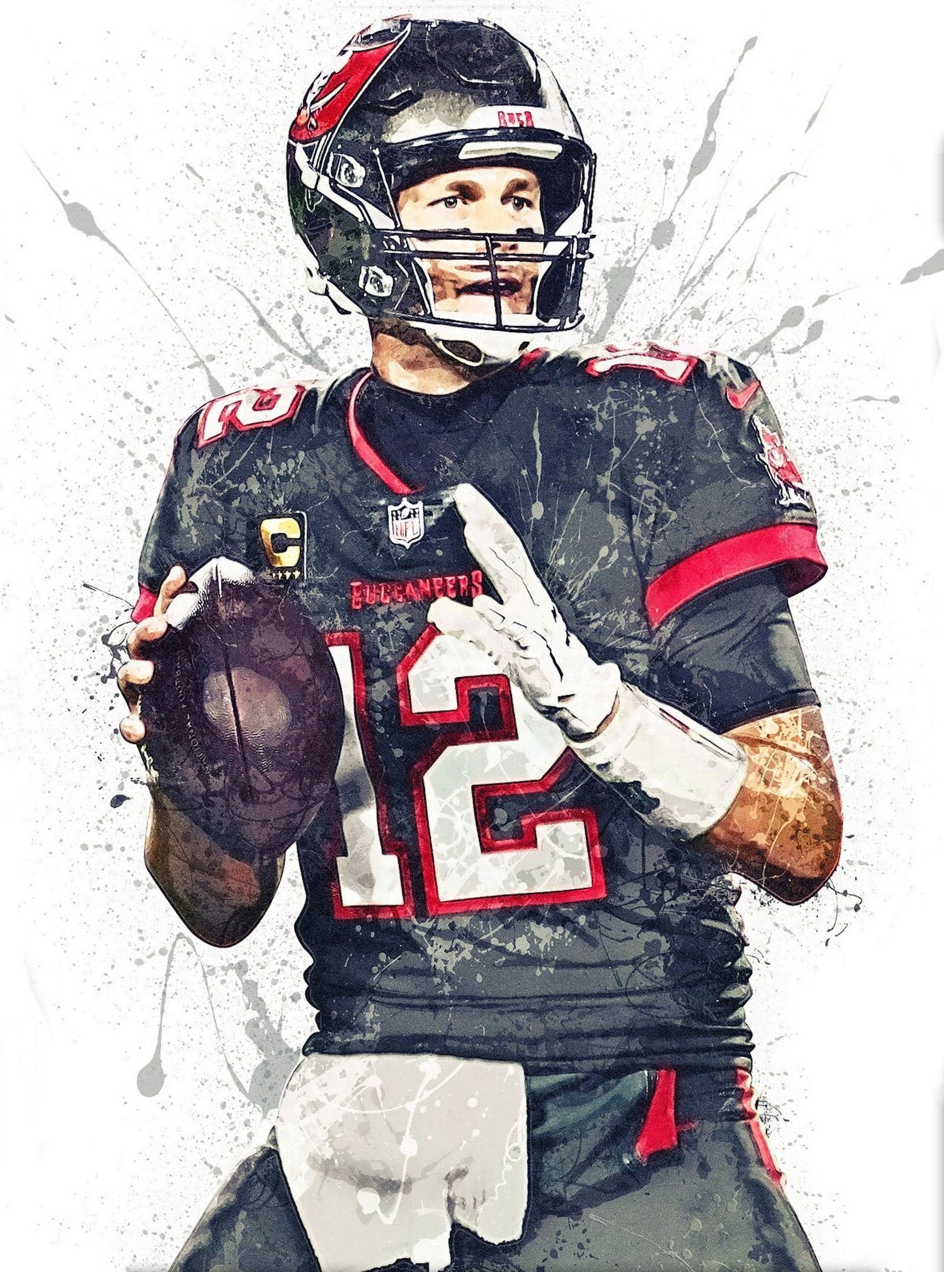 Kunstvolles Poster von Tom Brady mit dem Ball in der Hand, perfekt für jeden Sportenthusiasten und als Deko Print ohne Rahmen von justgoodmood.