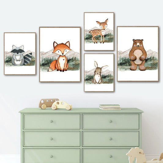 Poster Kinder Wald Tiere Fuchs Waschbär Reh Eule Fuchs Braunbär und Berge als Deko Print ohne Rahmen