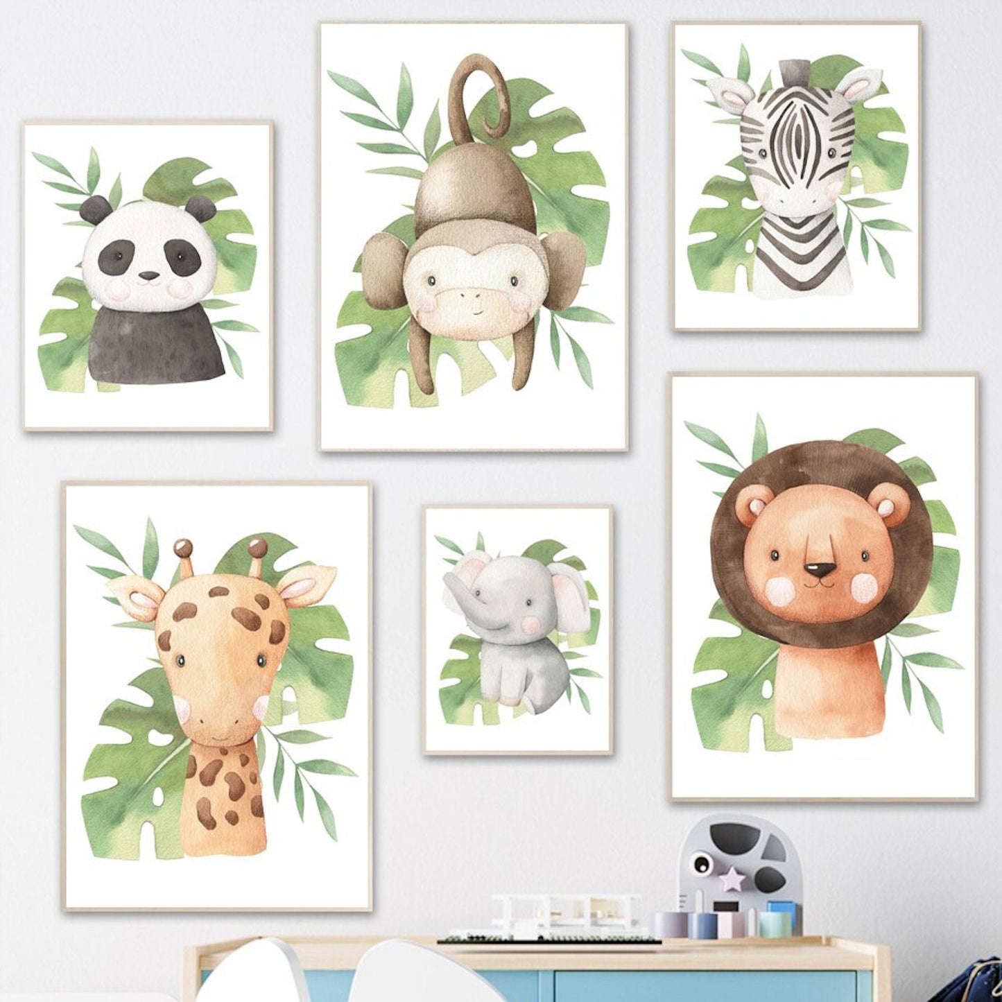 Poster Kinder süße Tiere mit Grünem Blatt Pandabär Giraffe Elefant Löwe Zebra Affe und Tiger als Deko Print ohne Rahmen