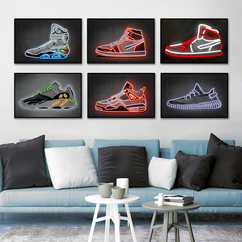 Poster Sneaker Basketballschuhe Neon leuchtend als Deko Print ohne Rahmen