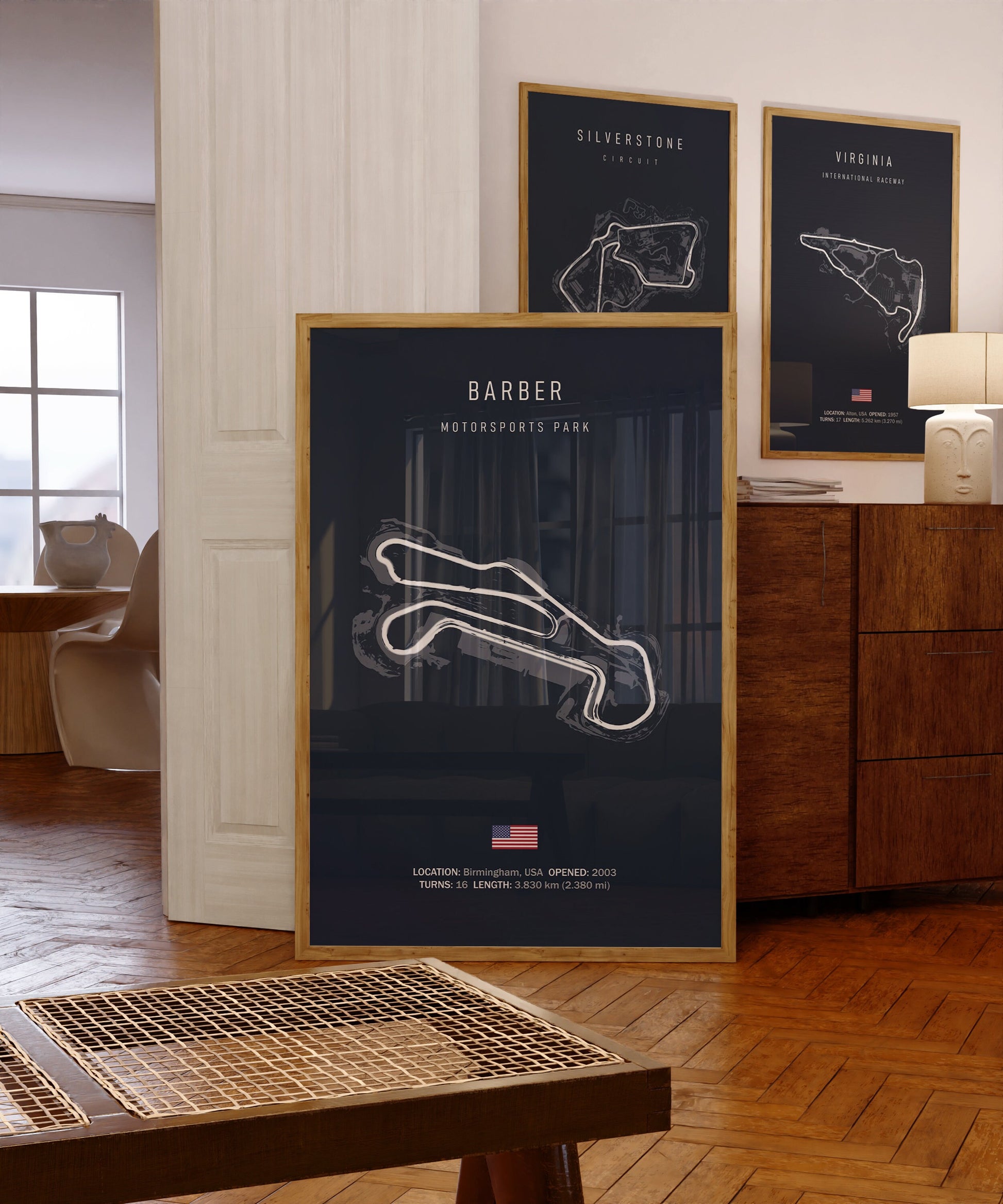 Einzigartiger Formel 1 Poster von justgoodmood - Barber Motorsports Park, trendige Wandkunst für Motorsport-Enthusiasten, präsentiert die legendäre Rennstrecke in exquisite Optik.