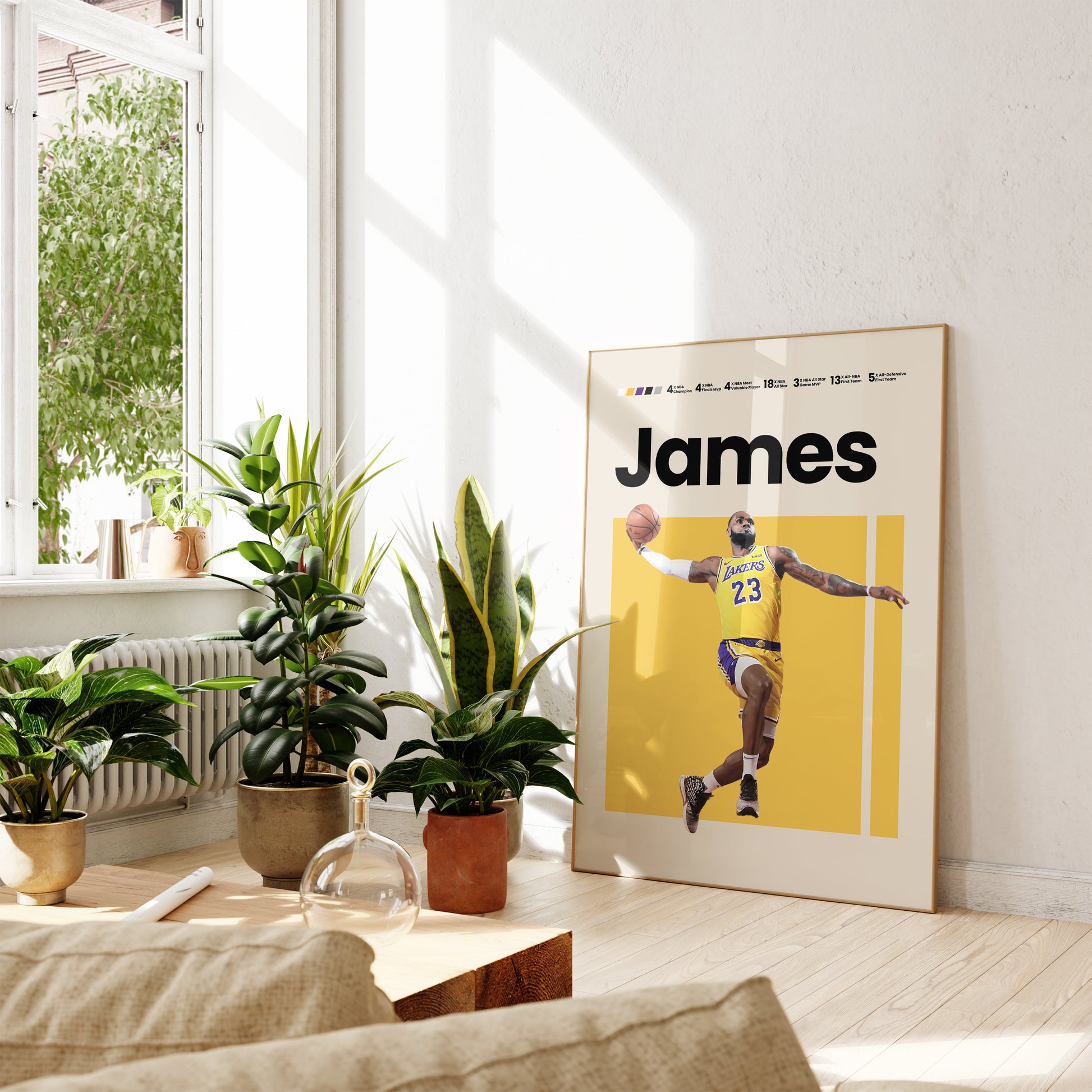 Brillante Umgebung mit LeBron James Poster von justgoodmood, ideal für moderne Inneneinrichtungen, die Basketball feiern.