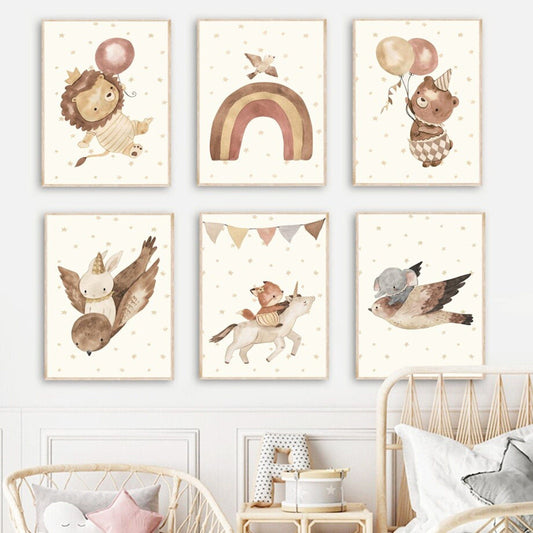 Poster Babyzimmer Bilder Löwe und Bär mit Luftballons Regenbogen Elefant und Hase fliegt und Sternenhimmel als Deko Print ohne Rahmen - justgoodmood