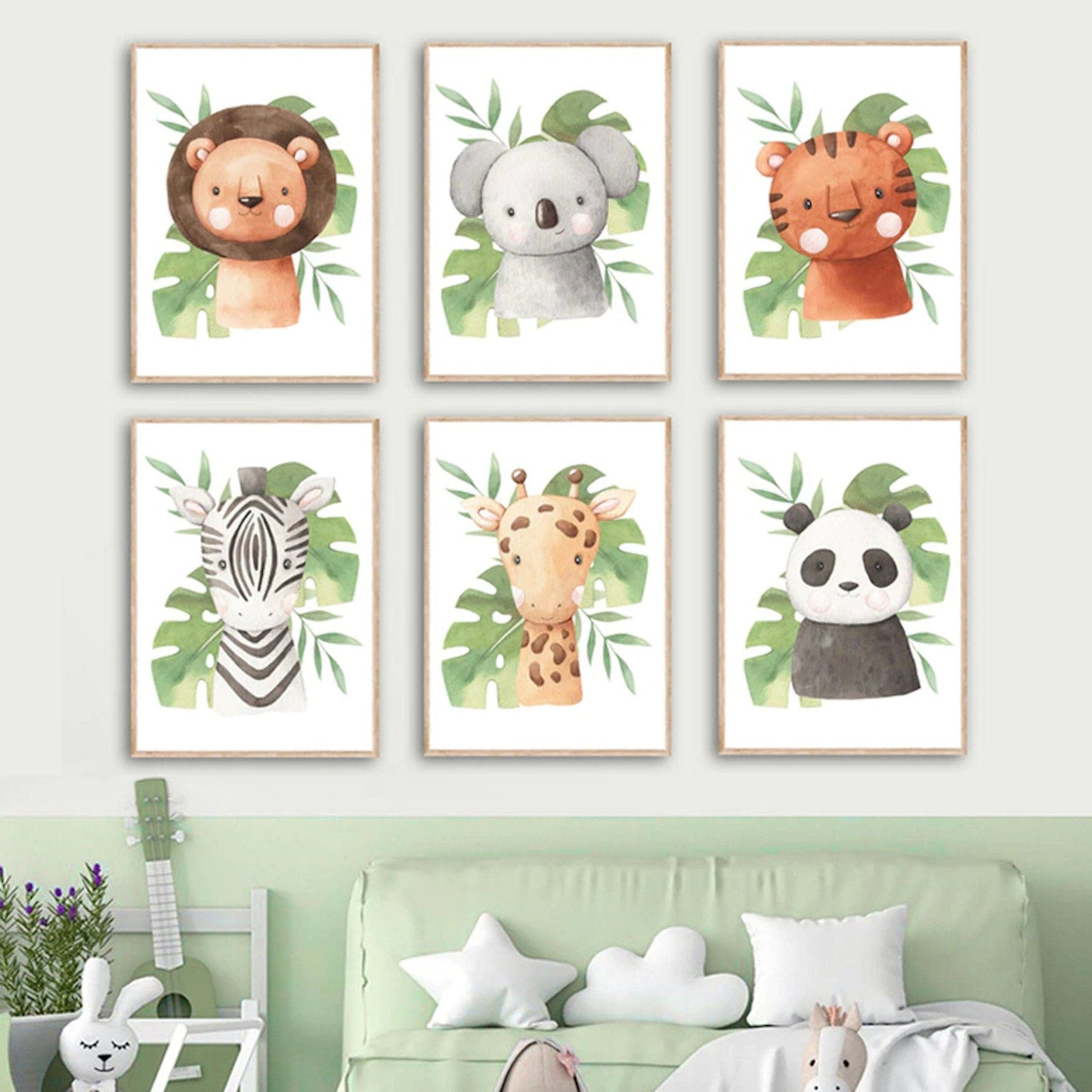 Poster Kinder süße Tiere mit Grünem Blatt Pandabär Giraffe Elefant Löwe Zebra Affe und Tiger als Deko Print ohne Rahmen - justgoodmood