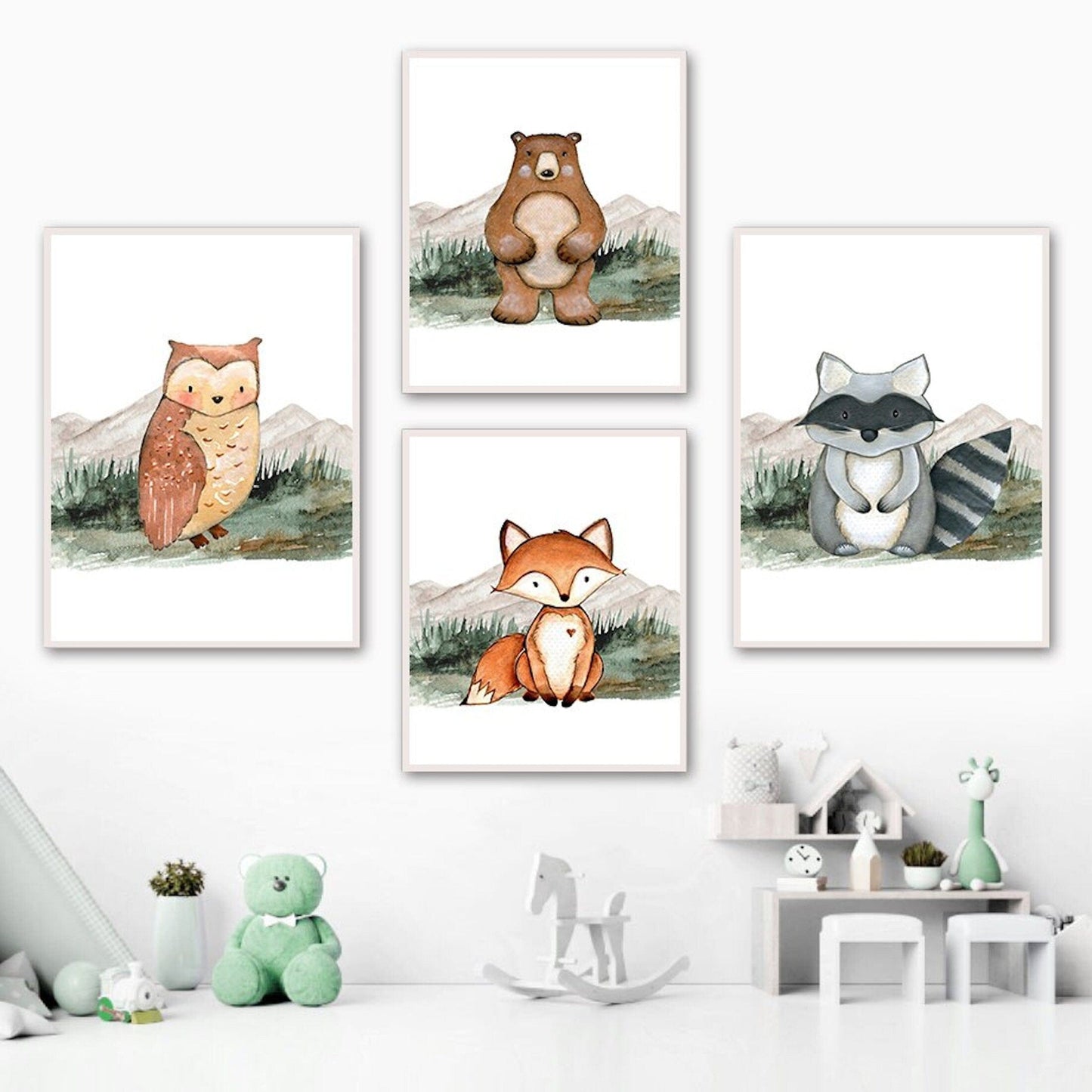 Poster Kinder Wald Tiere Fuchs Waschbär Reh Eule Fuchs Braunbär und Berge als Deko Print ohne Rahmen - justgoodmood